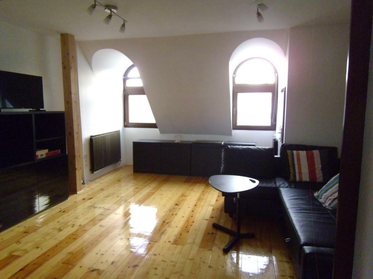 Aulich Apartman 米什科尔茨 外观 照片